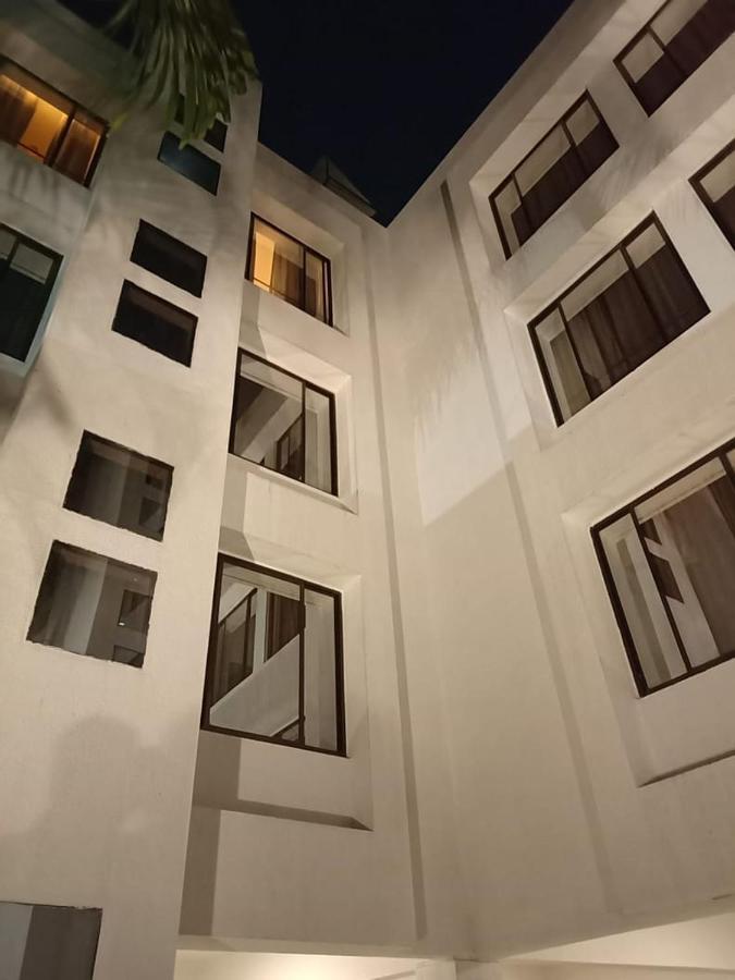 Treebo Trend Hotel Basera Pune Extérieur photo